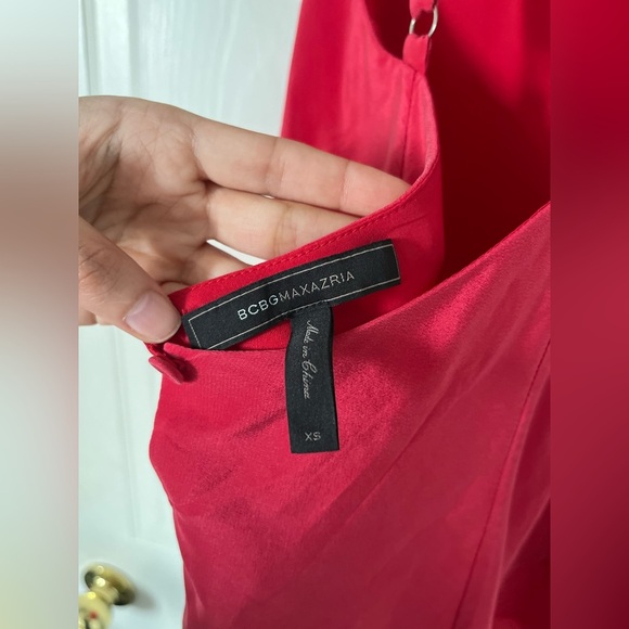 BCBGMaxzaria 100 % SILK Hi-Low Top in Lipstick Red XS - Picture 6 of 16